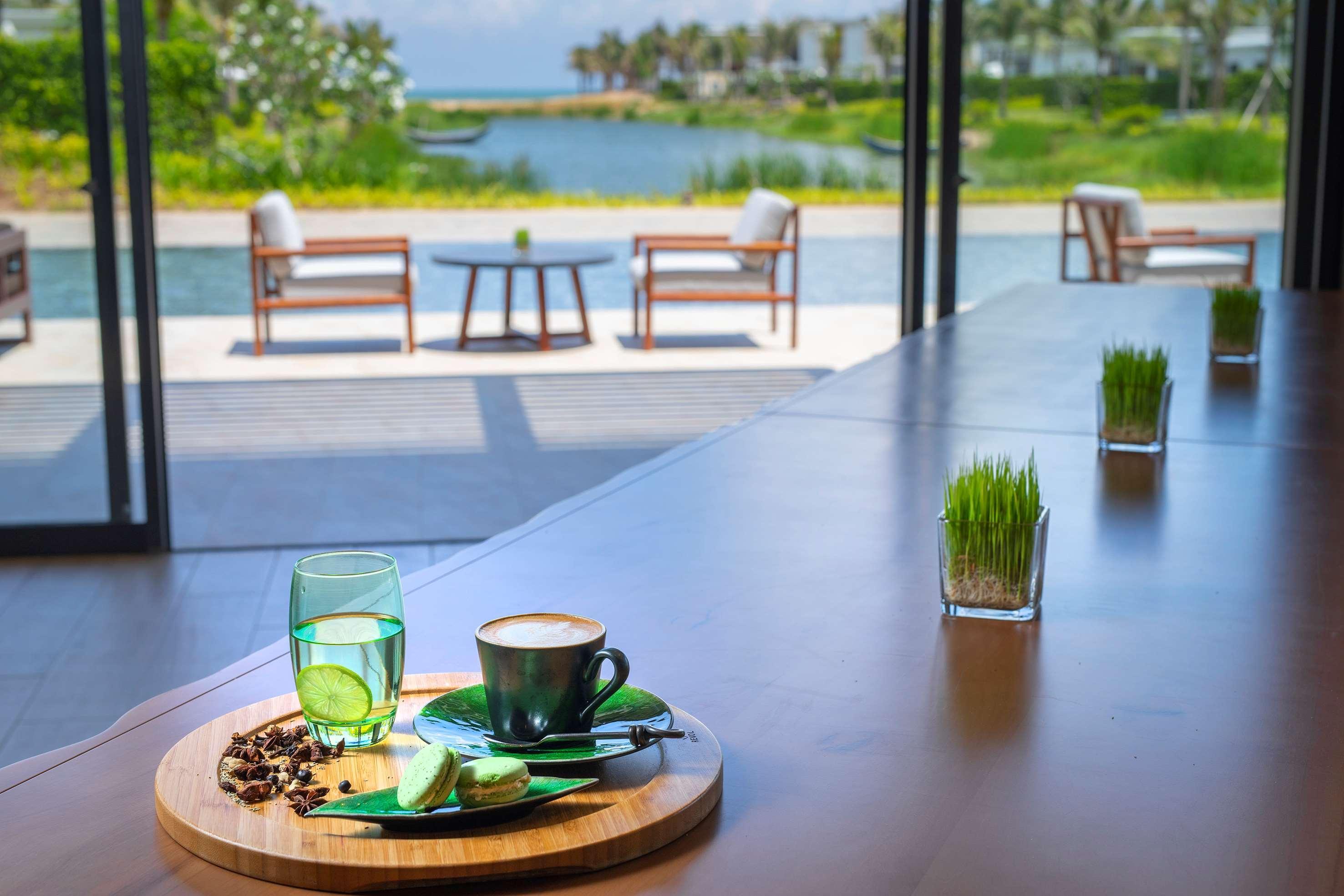 Melia Ho Tram Beach Resort Exteriér fotografie View from the lobby